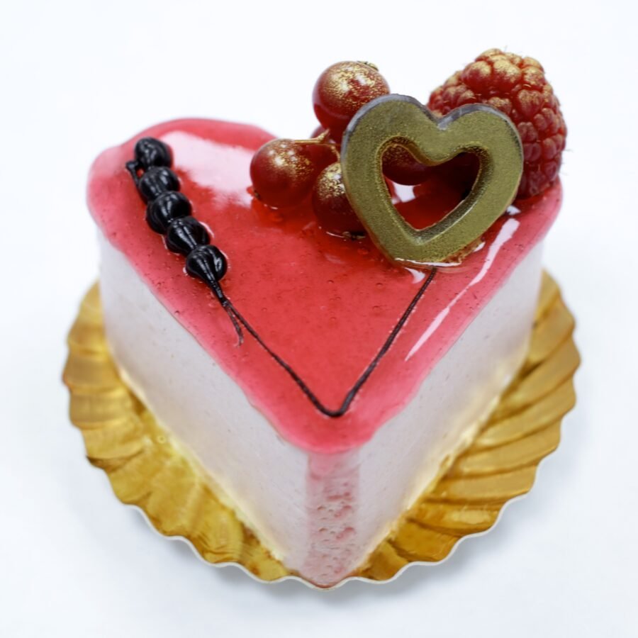 FRAISILIA Single Heart St Valentine's Day Cake
