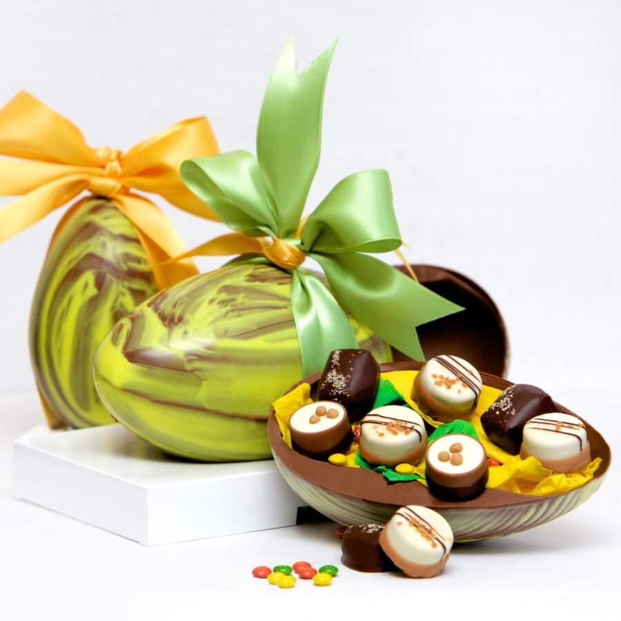 EASTER CHOCOLATE EGG - Medium 250gr - Image 2